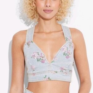 Wild Fable Women's Size Large Cropped Denim Vest Light Wash Floral